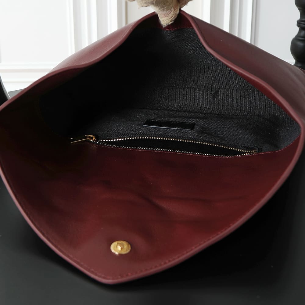 Y51 CASSANDRE large envelope pouch in shiny leather