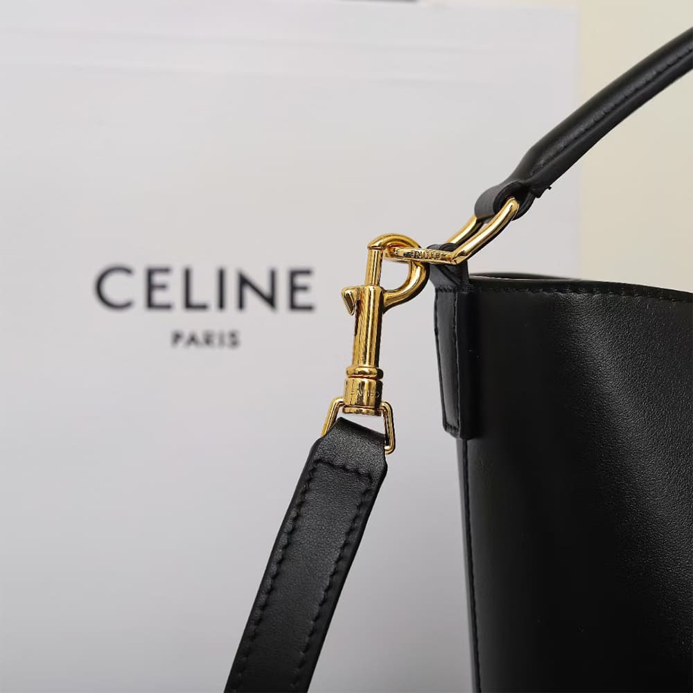 Ce1i*e SMALL BUCKET L0visE IN SMOOTH CALFSKIN(HIGH-END GRADE)