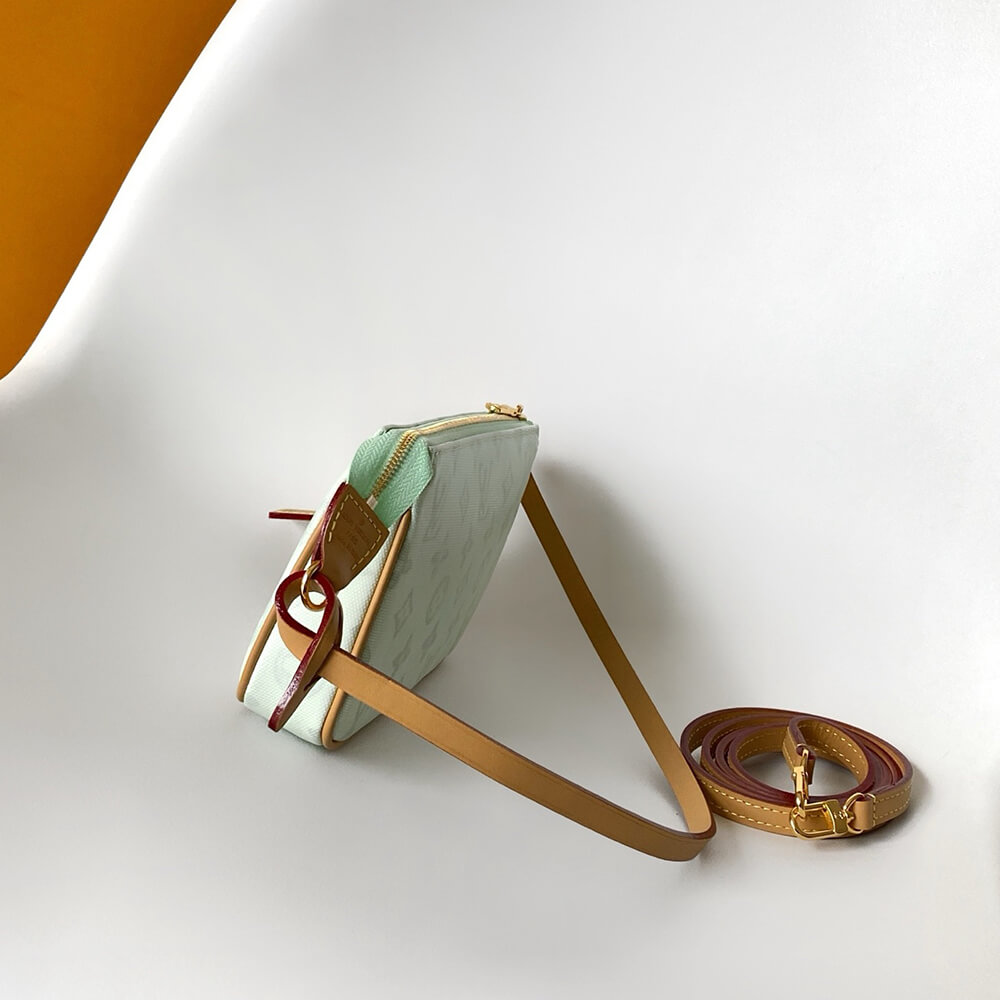 LV Pochette Accessoires