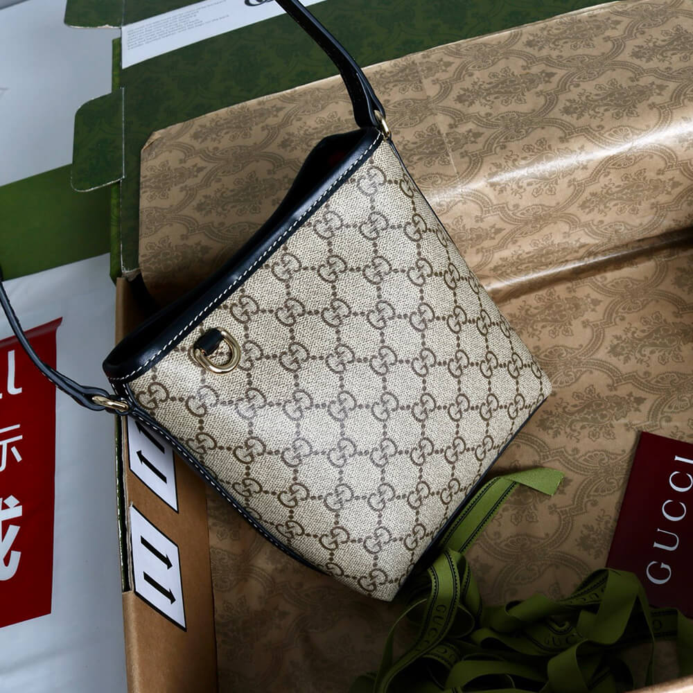 Gvc*1 GG Emblem nano bucket bag(HIGH-END GRADE)