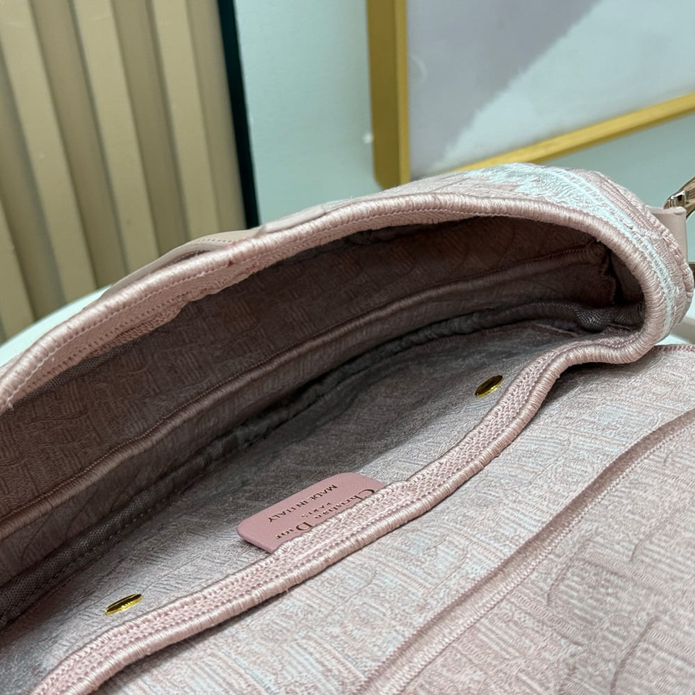 D10r Saddle Bag with Strap
